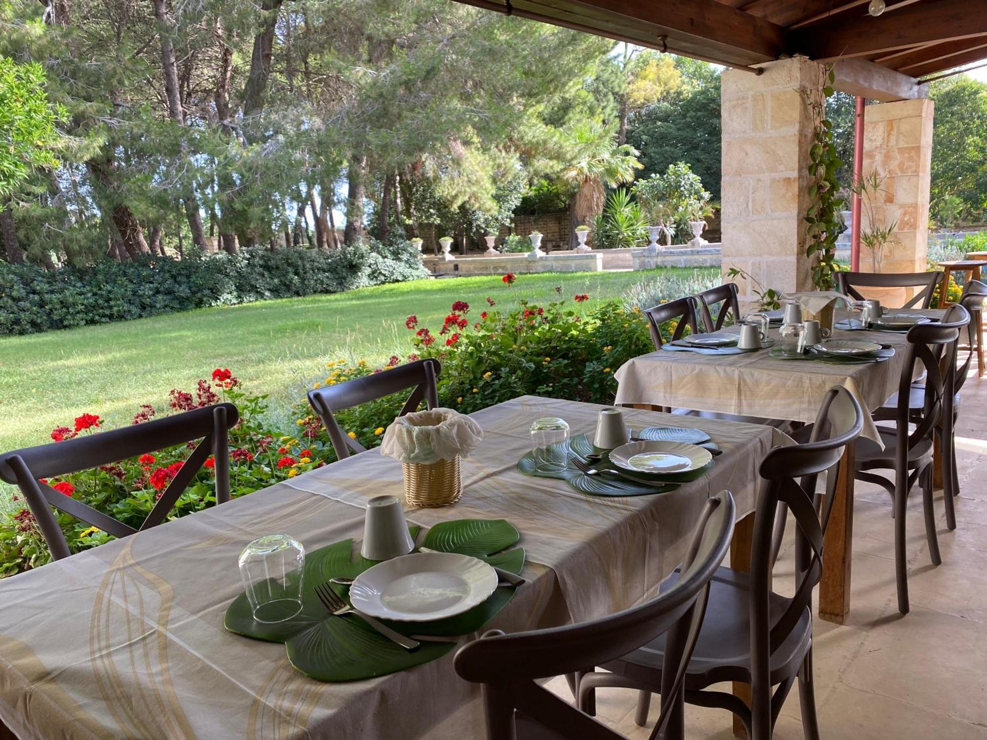 Bed & Breakfast Palazzo De Carlo E Il Parco Dei 7 Pozzi *